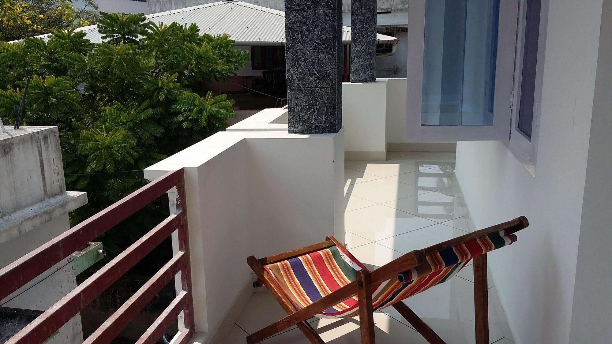 The Nest Hotel Kochi Luaran gambar
